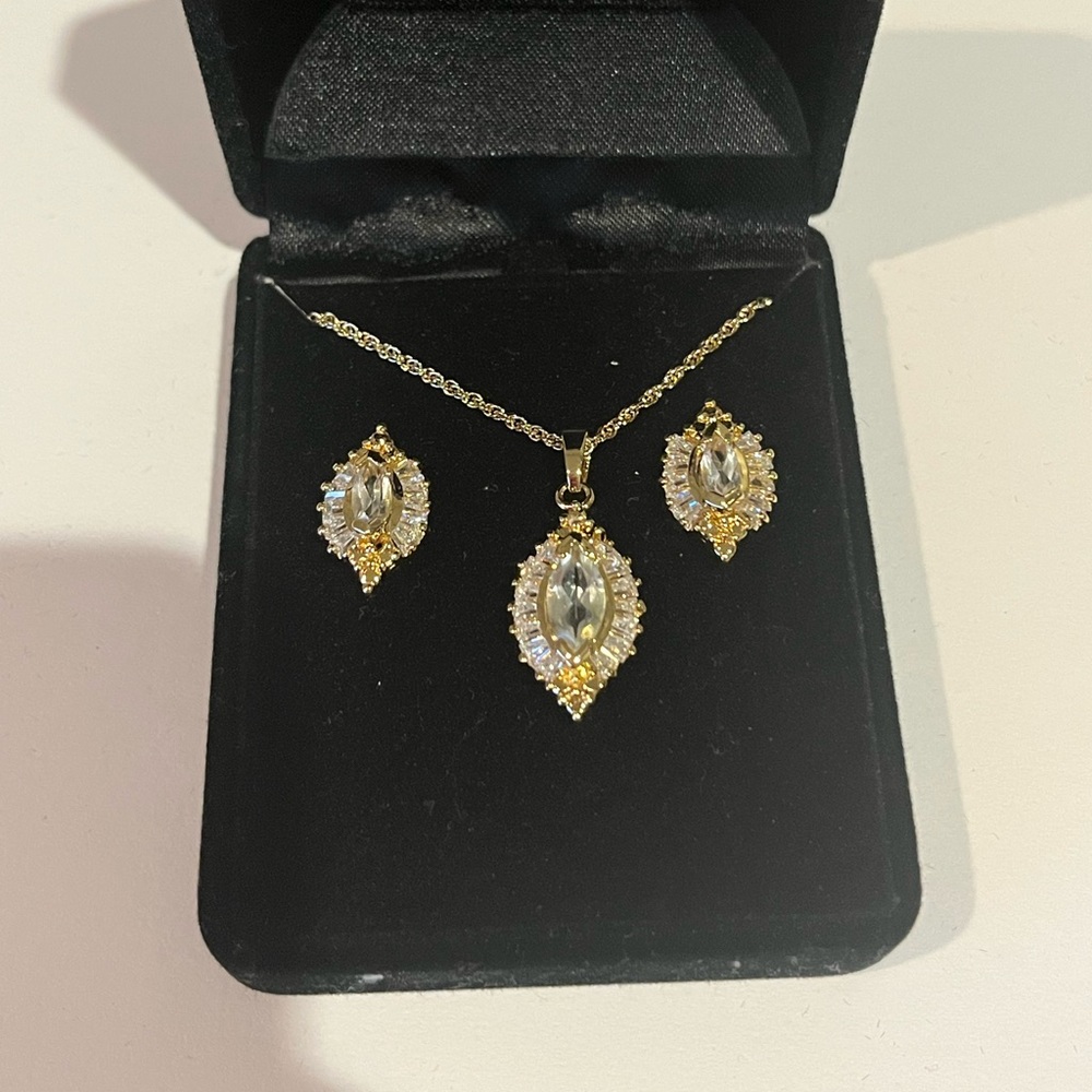 Gold Necklace and Earring Set